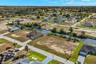 1031 NW 23rd Ave, Cape Coral, FL 33993 - Photo 3