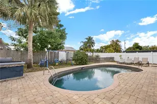 1371 Torreya Cir, North Fort Myers, FL 33917 - Photo 27
