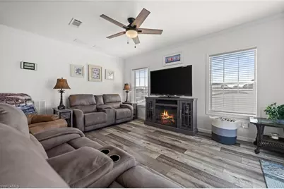 2705 Patterson Ct, Saint James City, FL 33956 - Photo 9