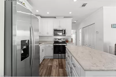 2705 Patterson Ct, Saint James City, FL 33956 - Photo 11