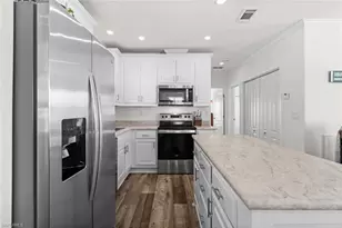 2705 Patterson Ct, Saint James City, FL 33956 - Photo 11