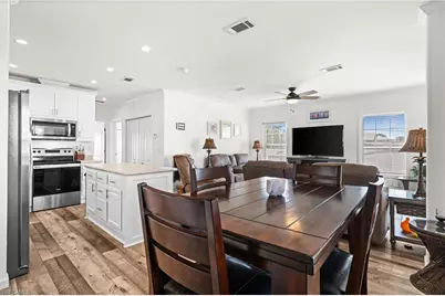 2705 Patterson Ct, Saint James City, FL 33956 - Photo 5