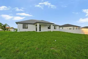 2715 27th St SW, Lehigh Acres, FL 33976 - Photo 37