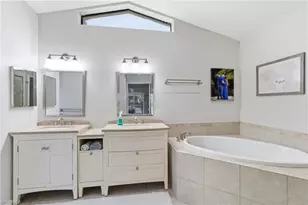 6651 Willow Lake Cir, Fort Myers, FL 33966 - Photo 19