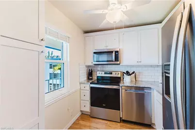 1724 Pine Valley Dr #318, Fort Myers, FL 33907 - Photo 3