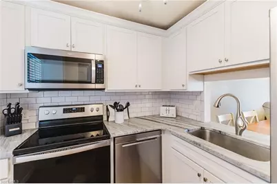 1724 Pine Valley Dr #318, Fort Myers, FL 33907 - Photo 5