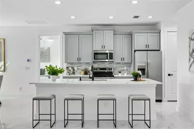 3404 11th St SW, Lehigh Acres, FL 33976 - Photo 9