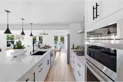 519 105th Ave N, Naples, FL 34108 - Photo 11