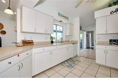 2201 SE 5th Ave, Cape Coral, FL 33990 - Photo 5