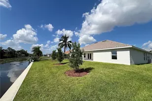 410 SE 1st Terrace, Cape Coral, FL 33990 - Photo 35