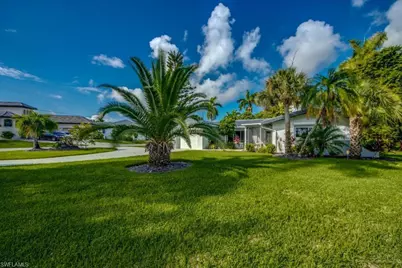 1236 El Dorado Pkwy E, Cape Coral, FL 33904 - Photo 5