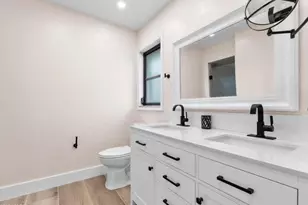 2230 SE 5th Pl, Cape Coral, FL 33990 - Photo 11