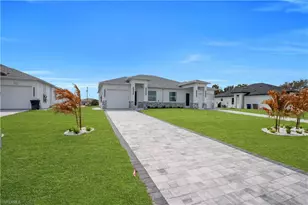 318-320 Poplar St, Lehigh Acres, FL 33974 - Photo 3