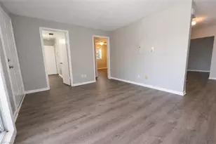 1107 SE 46th Ln, Cape Coral, FL 33904 - Photo 3