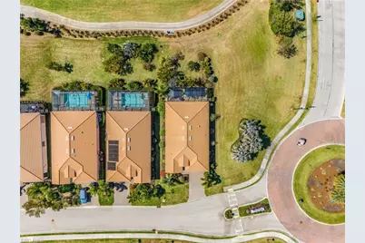 10500 Pistoia Dr, Fort Myers, FL 33913 - Photo 33