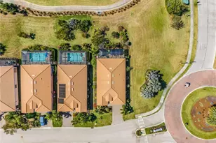 10500 Pistoia Dr, Fort Myers, FL 33913 - Photo 33