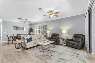 10500 Pistoia Dr, Fort Myers, FL 33913 - Photo 19