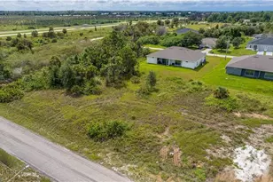 1136 Graystone Ave, Lehigh Acres, FL 33974 - Photo 5