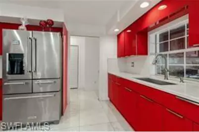 905 SE 27th Ter, Cape Coral, FL 33904 - Photo 13