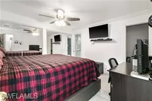 905 SE 27th Terrace, Cape Coral, FL 33904 - Photo 7