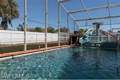 905 SE 27th Ter, Cape Coral, FL 33904 - Photo 25
