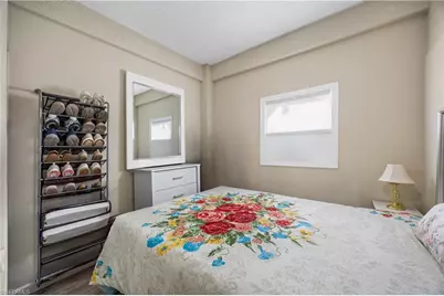 360 18th St NE, Naples, FL 34120 - Photo 17