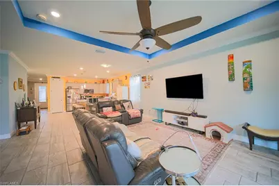 3560 E Hampton Cir, Alva, FL 33920 - Photo 13