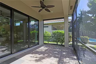 8181 Venetian Pointe Dr, Fort Myers, FL 33908 - Photo 29