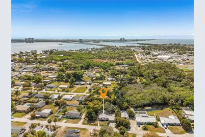 81 Glenmont Dr W, North Fort Myers, FL 33917 - Photo 25