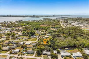 81 Glenmont Dr W, North Fort Myers, FL 33917 - Photo 25