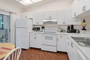 4200 Looking Glass Ln, Naples, FL 34112 - Photo 3