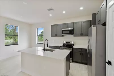 2603 52nd St W, Lehigh Acres, FL 33971 - Photo 9