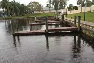 9391 Palm Island Cir, North Fort Myers, FL 33903 - Photo 33