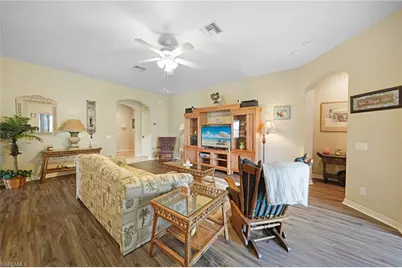 2454 Blackburn Cir, Cape Coral, FL 33991 - Photo 11