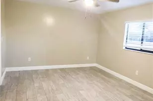 4120 NE 15th Pl, Cape Coral, FL 33909 - Photo 7