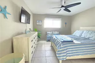 3303 Prince Edward Island Cir, Fort Myers, FL 33907 - Photo 9