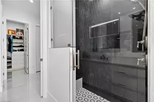 523 SW 23rd St, Cape Coral, FL 33991 - Photo 29