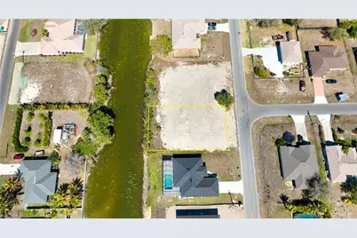 1830 NE 10th Pl, Cape Coral, FL 33909 - Photo 1