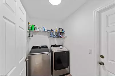 126 SE 15th Pl, Cape Coral, FL 33990 - Photo 43