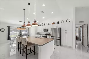 126 SE 15th Pl, Cape Coral, FL 33990 - Photo 31