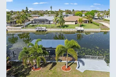 126 SE 15th Pl, Cape Coral, FL 33990 - Photo 3