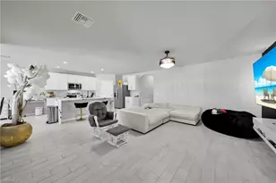 312 NW 17th Pl, Cape Coral, FL 33993 - Photo 23