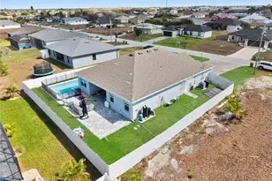 312 NW 17th Pl, Cape Coral, FL 33993 - Photo 45