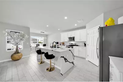 312 NW 17th Pl, Cape Coral, FL 33993 - Photo 15