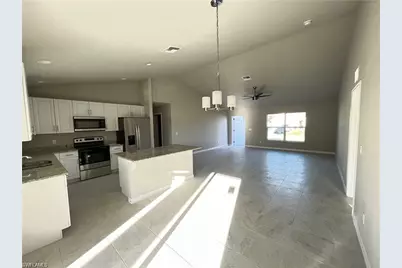 4334 SW 9th Pl, Cape Coral, FL 33914 - Photo 5