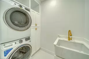 537 NW 18th Pl, Cape Coral, FL 33993 - Photo 17