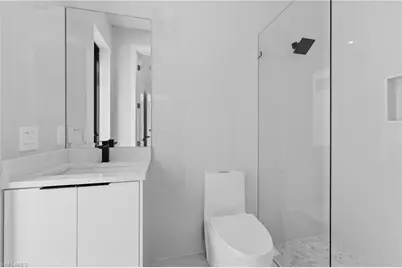 921 NE 15th St, Cape Coral, FL 33909 - Photo 37