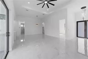 921 NE 15th St, Cape Coral, FL 33909 - Photo 29