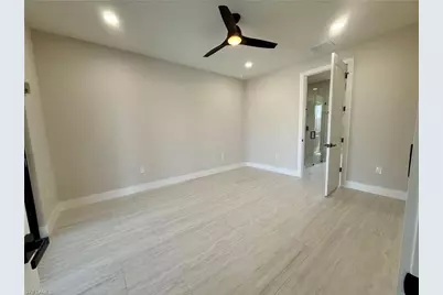 102 NE 8th Pl, Cape Coral, FL 33993 - Photo 13