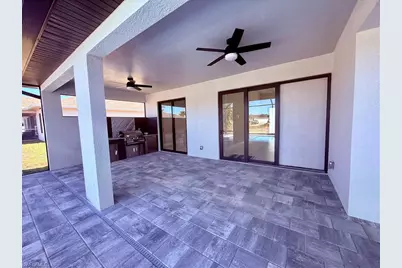 102 NE 8th Pl, Cape Coral, FL 33993 - Photo 33